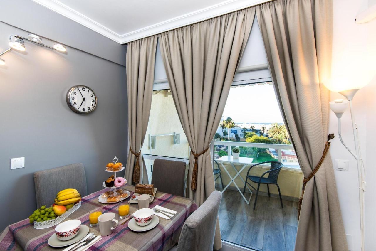 בנאלמדנה Beachfront Apartment Puerto Marina מראה חיצוני תמונה