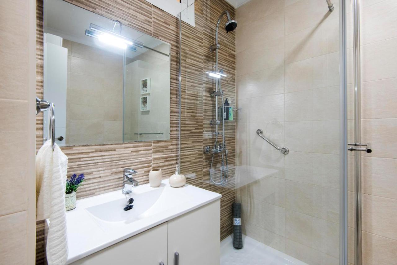 בנאלמדנה Beachfront Apartment Puerto Marina מראה חיצוני תמונה