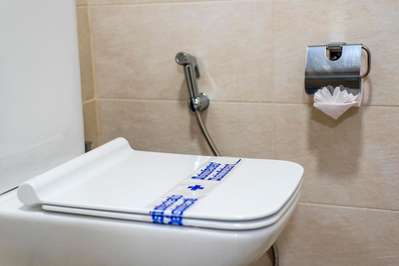 בנאלמדנה Beachfront Apartment Puerto Marina מראה חיצוני תמונה